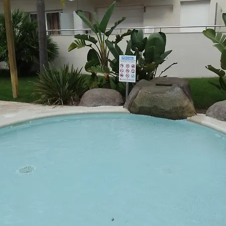 Rvhotels Port Canigo Росас